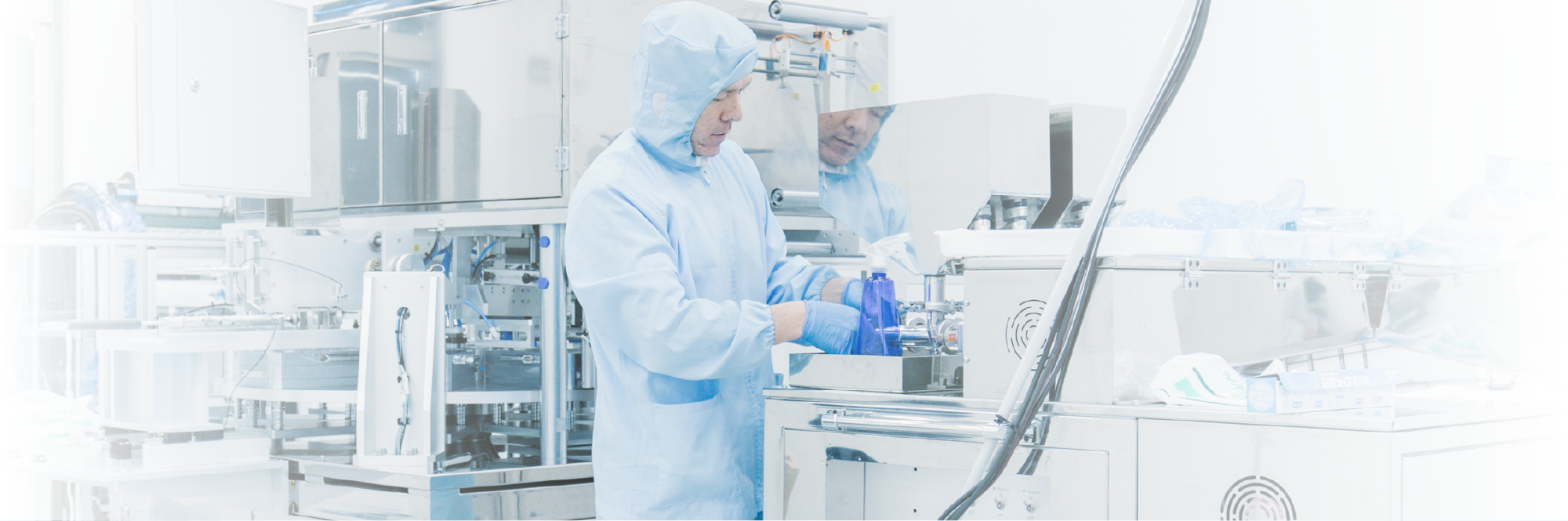 GMP基準（ISO22716）準拠の国内自社工場外観